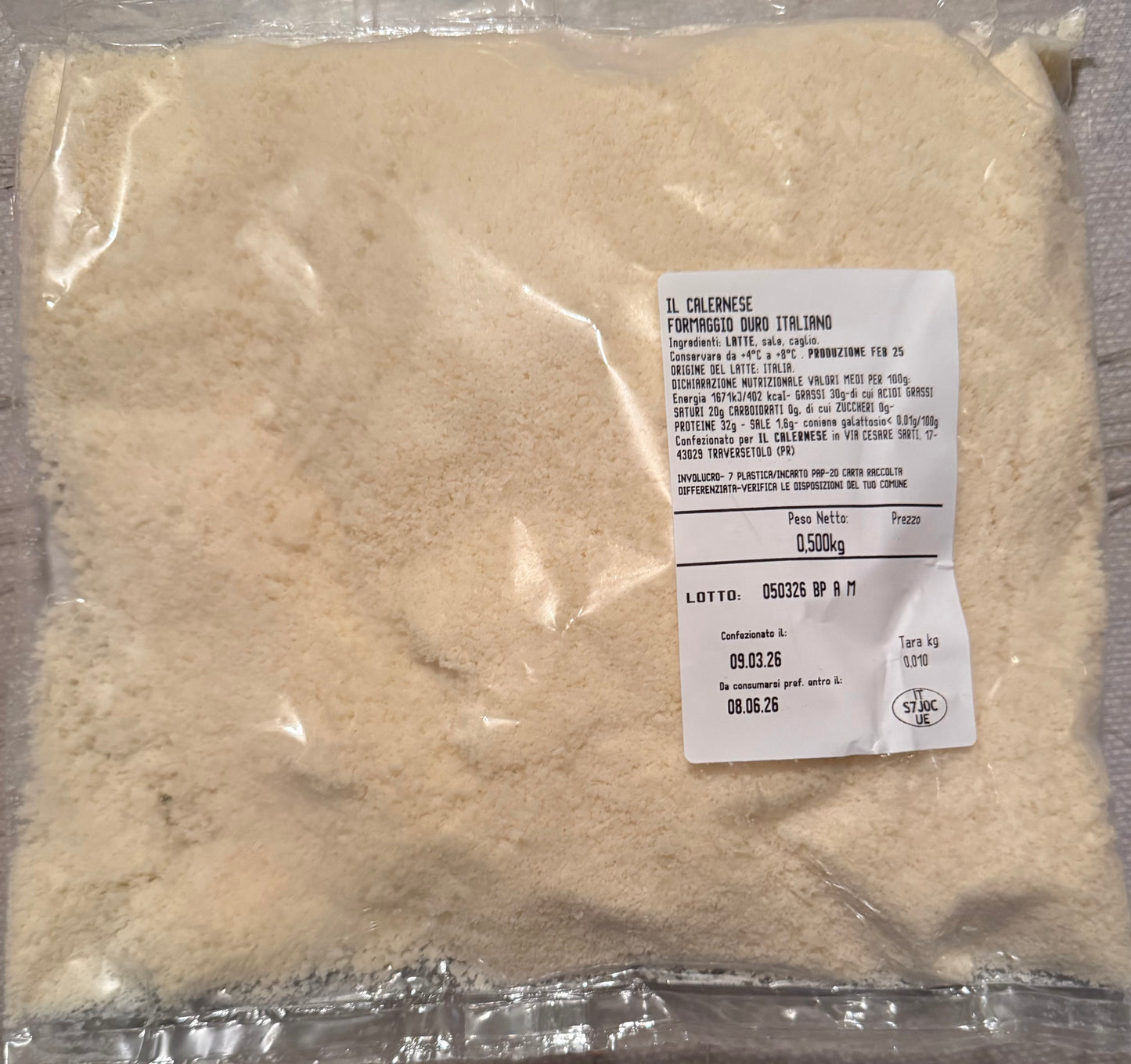 GRATTUGGIATO Formaggio da filiera del Parmigiano Reggiano stagionato 12 mesi a 14,2 euro al kg.