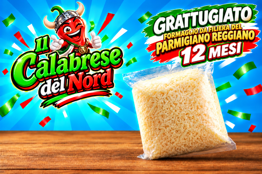 GRATTUGGIATO Formaggio da filiera del Parmigiano Reggiano stagionato 12 mesi a 14,2 euro al kg. — sfondo blu